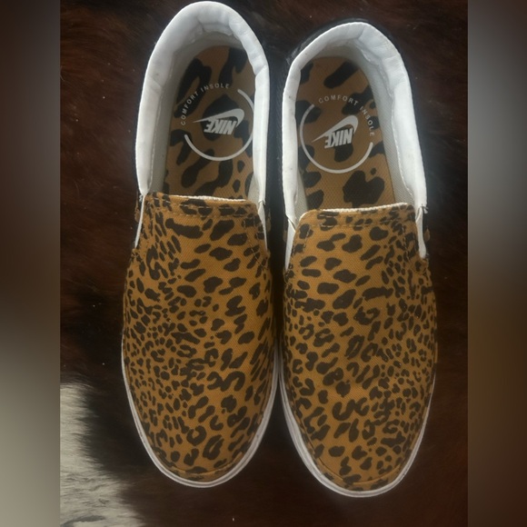 Nike Court Legacy Slip Cheetah Print - Picture 4 of 4